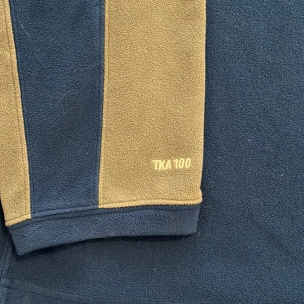 THE North Face pullover shirt